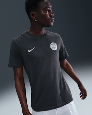 Paris Saint-Germain Men's Nike Soccer T-Shirt. Nike.com
